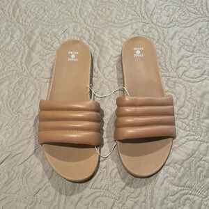 Cute Women’s Sandals